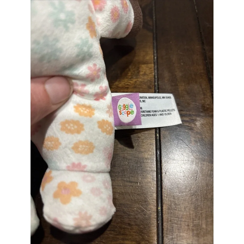 NEW WITH TAG Giggle Scape Plush Baby Doll Brown‎ Girl Floral Soft Lovey Pink